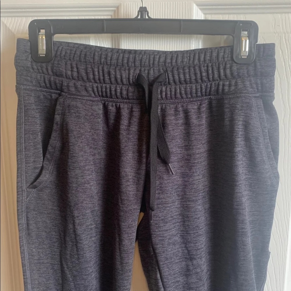 Joggers - Picture 3 of 3